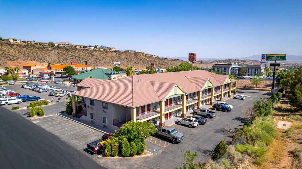 More Photos Of 260 W Main St, Vernal Hotel For Sale