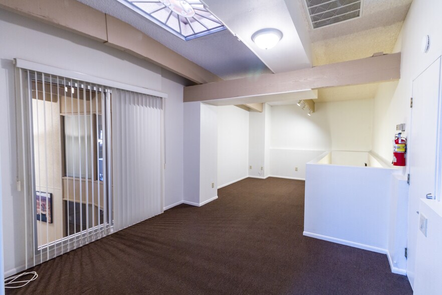 More Photos Of 508 Nevada Hwy, Boulder City Unknown For Sale
