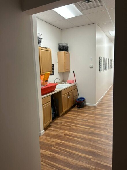 More Photos Of 2920 US Highway 6, Slate Hill Flex For Lease