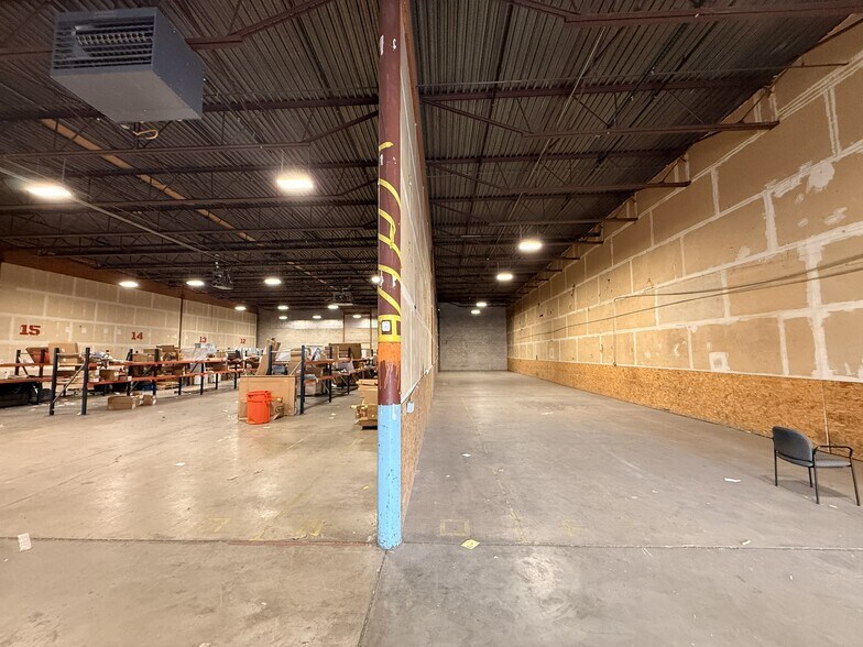 More Photos Of 17 N Phillippi St, Boise Warehouse For Lease