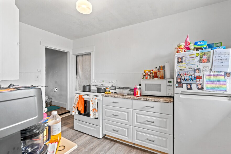 More Photos Of 600 Douglas St, Wenatchee Apartments For Sale