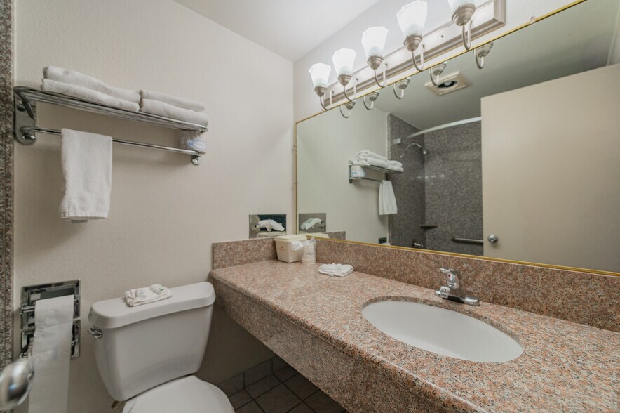 More Photos Of 2156 E Colorado Blvd, Pasadena Hotel For Sale