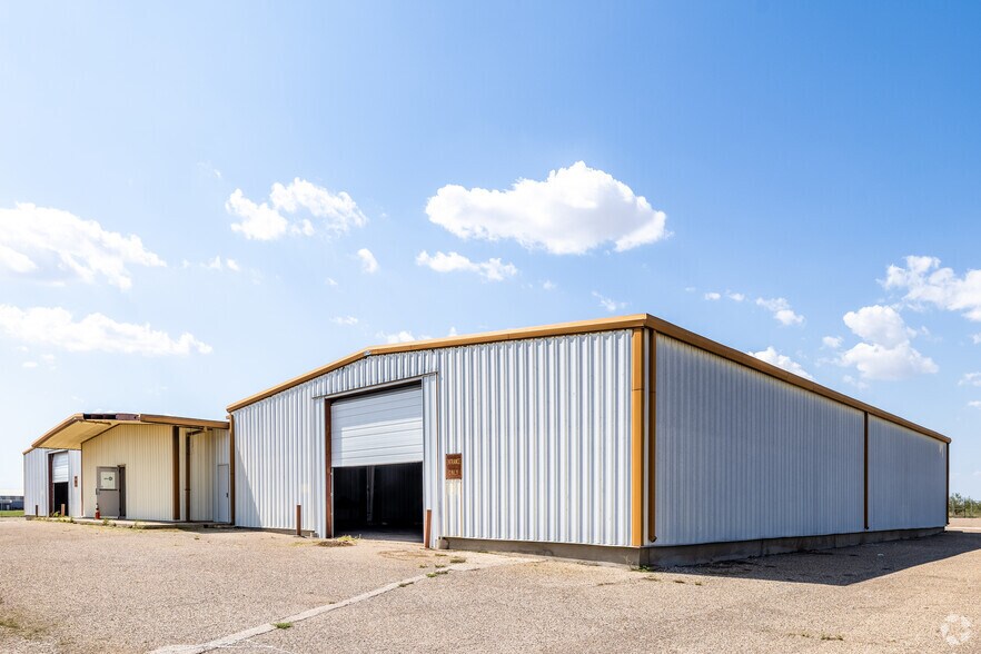 More Photos Of 605 E Yukon Rd, Odessa Warehouse For Lease