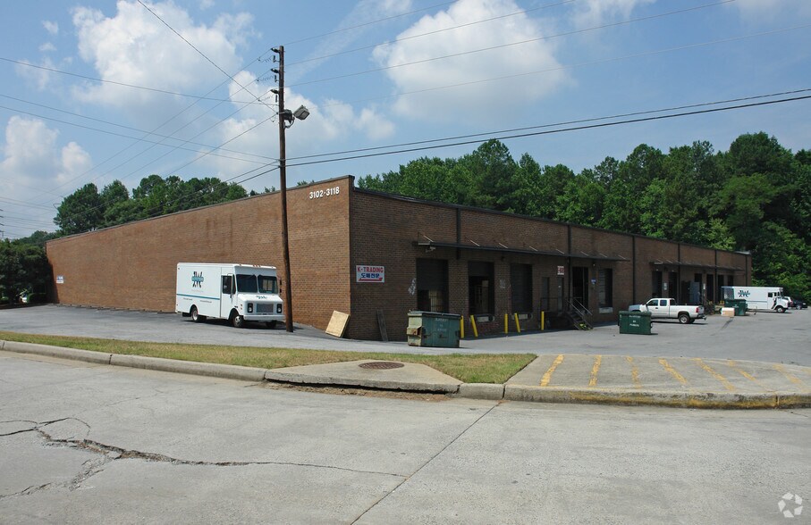 More Photos Of 3102-3118 Oakcliff Industrial St, Doraville Distribution For Lease