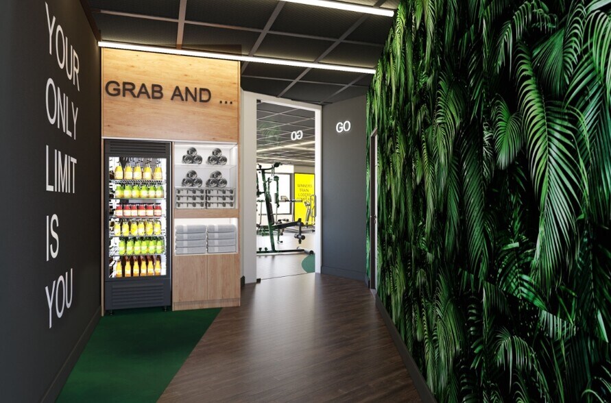 More Photos Of 470 Wheelers Farms Rd, Milford Unknown For Lease