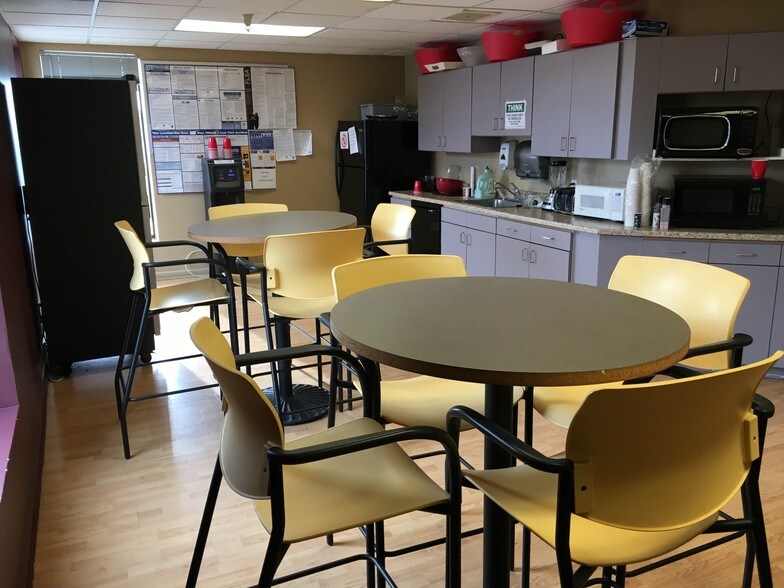 More Photos Of 1333 E 9400 S, Sandy Office For Lease