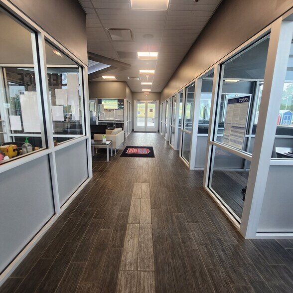 More Photos Of 215 Scharberry Ln, Mars Auto Dealership For Sale