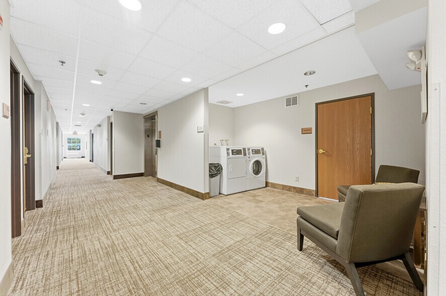 More Photos Of 15 Lawless Rd, Morgantown Hotel For Sale