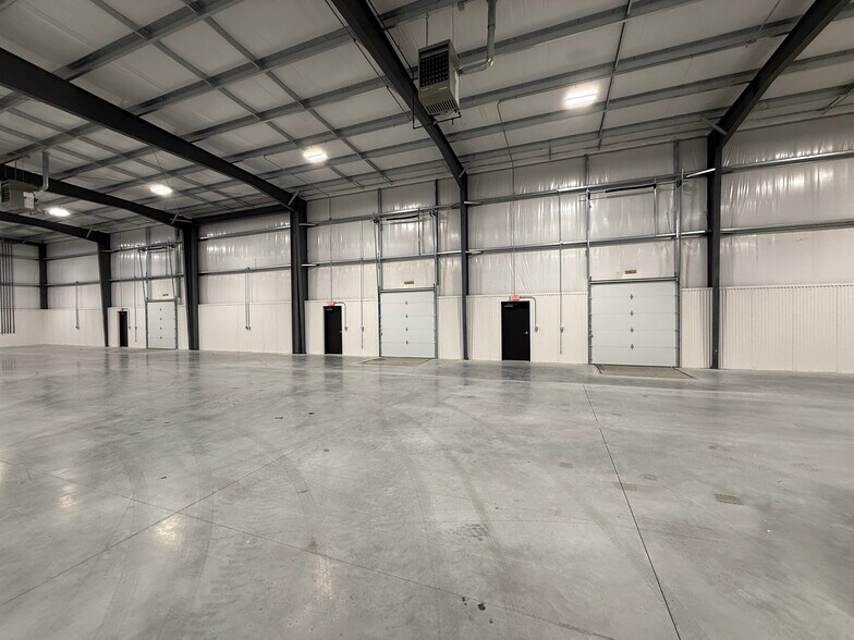 More Photos Of 3103 W. CR 1000N, Fortville Industrial For Lease