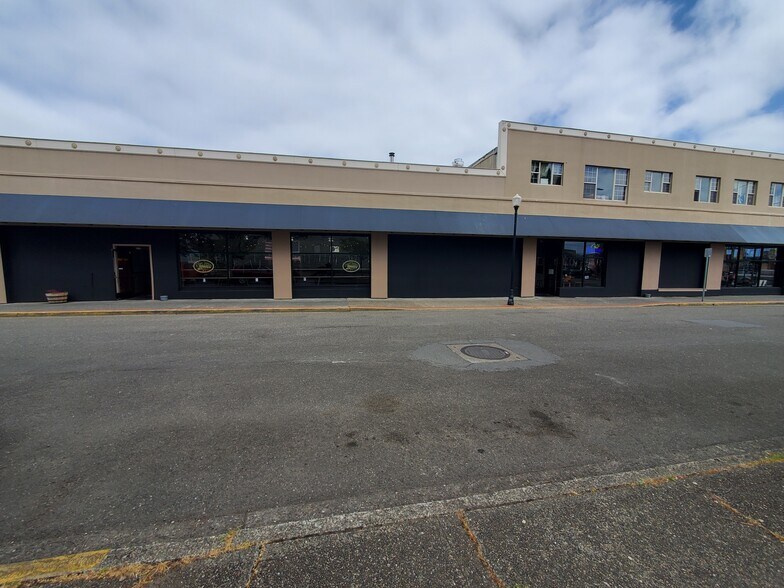 More Photos Of 295 S Broadway, Coos Bay Restaurant For Sale