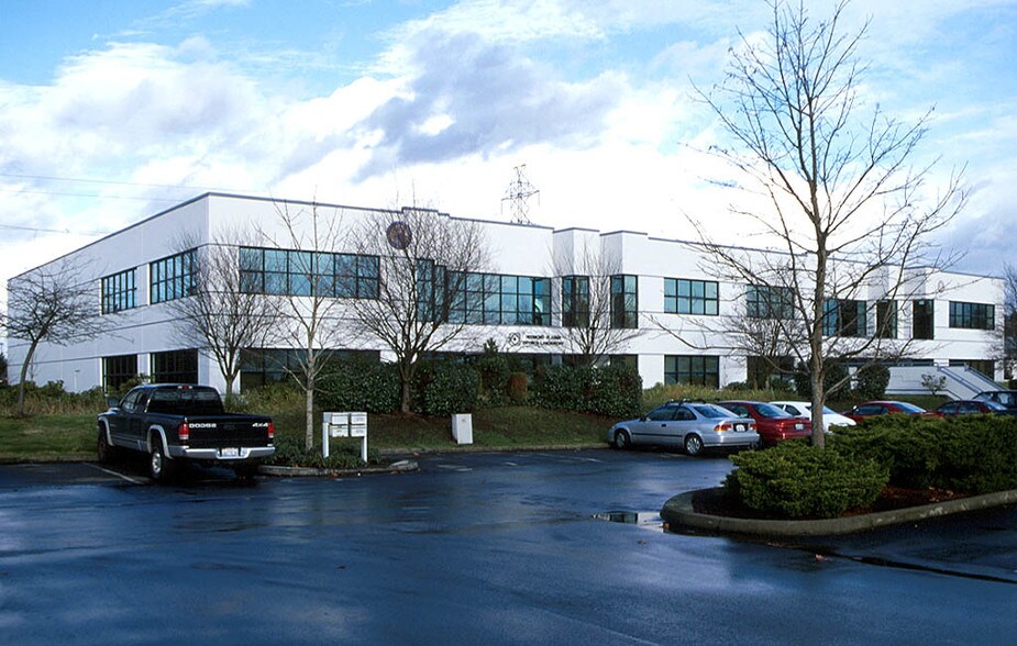More Photos Of 14700 NE 95th St, Redmond Flex For Lease