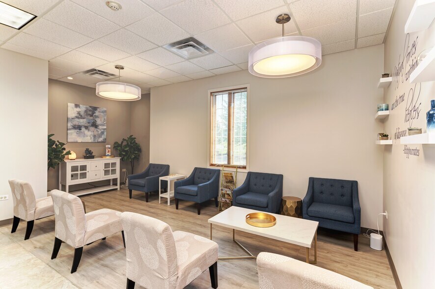 More Photos Of 2550 Compass Rd, Glenview Medical For Sale