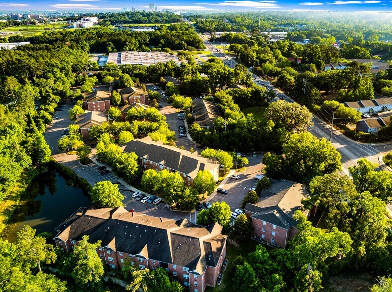 More Photos Of 3000 S Adams St, Tallahassee Apartments For Sale