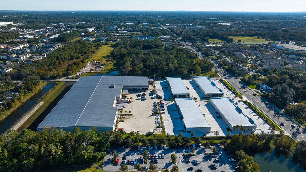 More Photos Of 375 Monroe Rd, Sanford Unknown For Lease