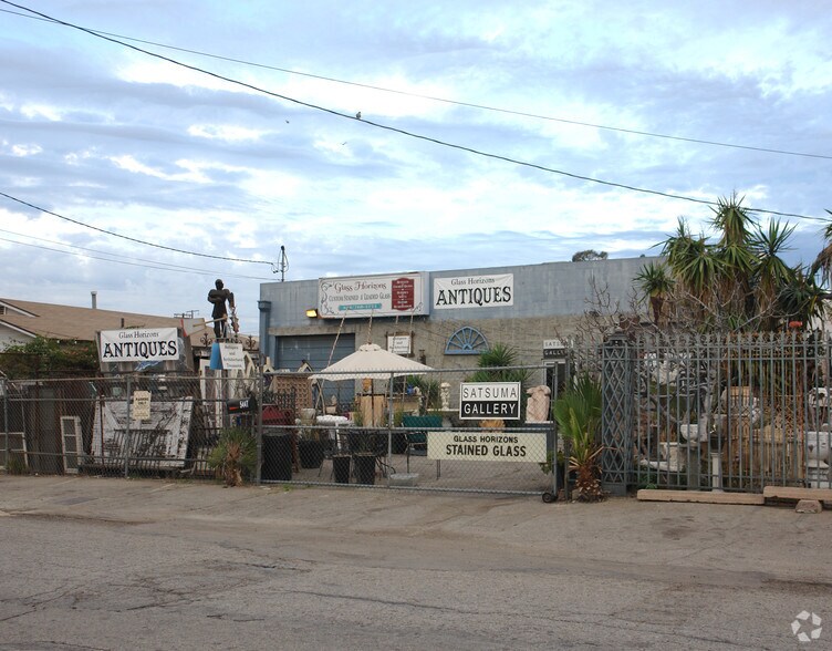 More Photos Of 5447 Satsuma St, North Hollywood Warehouse For Sale