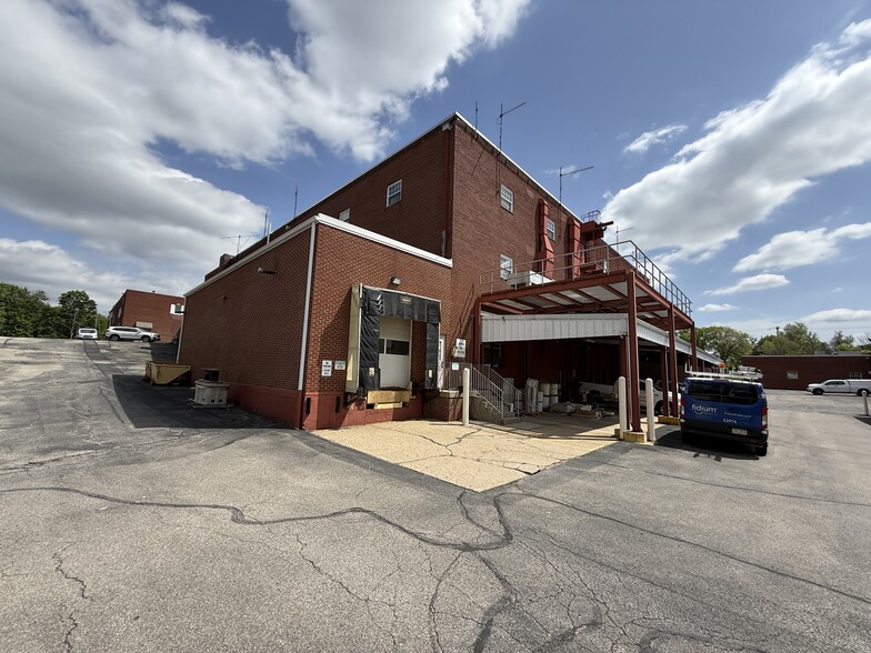 Primary Photo Of 4008 Gibsonia Rd, Gibsonia Flex For Sale