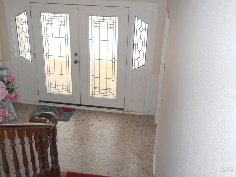 More Photos Of 2302 45th St, Galveston Office For Lease