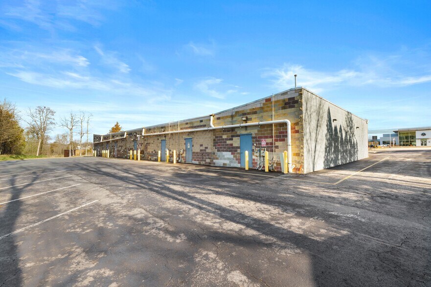 More Photos Of 160 Bethlehem Pike, Colmar Freestanding For Lease