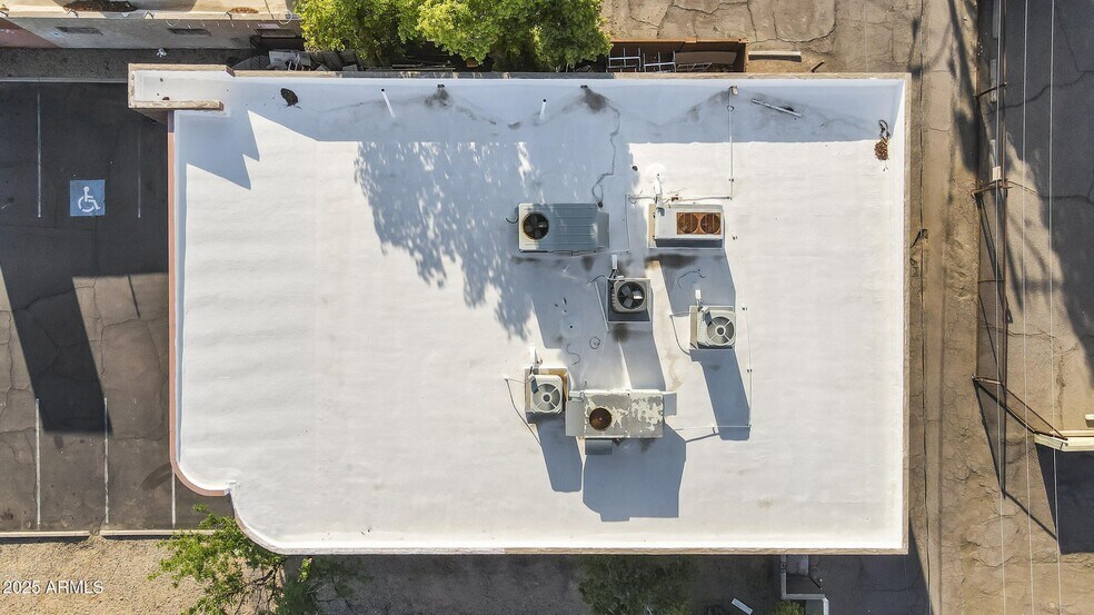 More Photos Of 319 E McDowell Rd, Phoenix Office For Sale