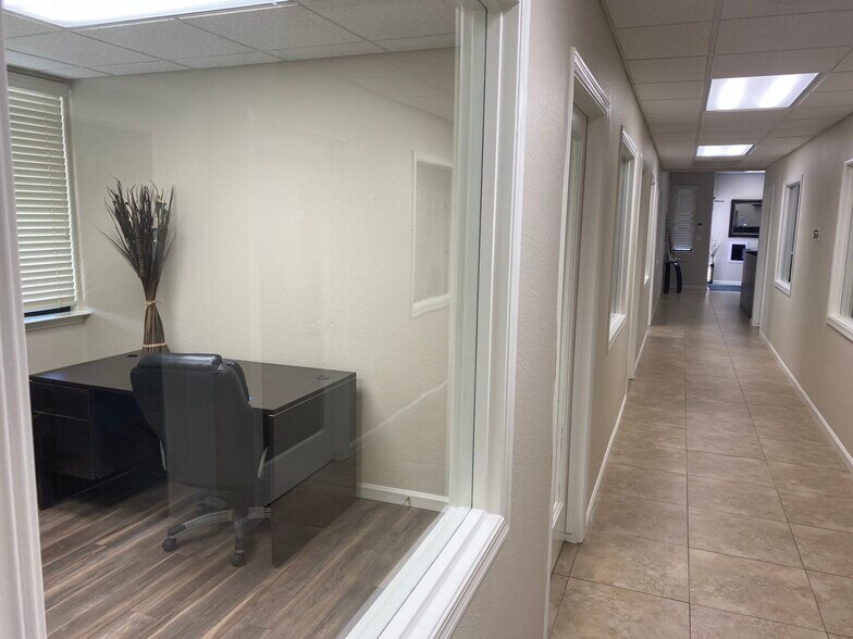 More Photos Of 610 W Main St, Visalia Office For Lease
