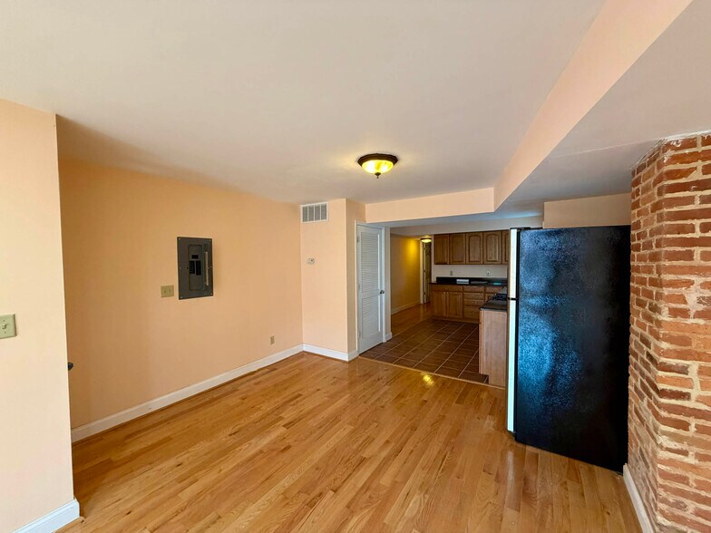 More Photos Of 1447 William St, Baltimore Apartments For Sale