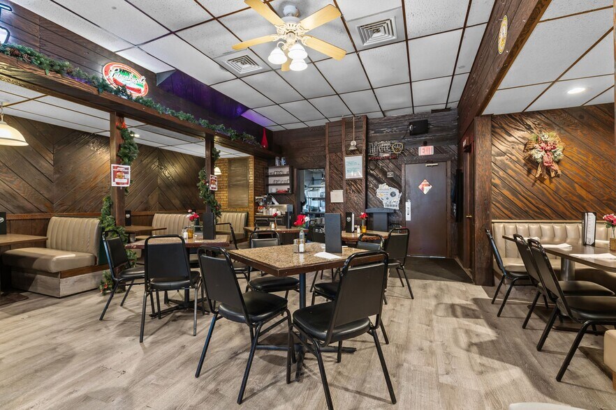 More Photos Of 344 Bowen St, Oshkosh Restaurant For Sale