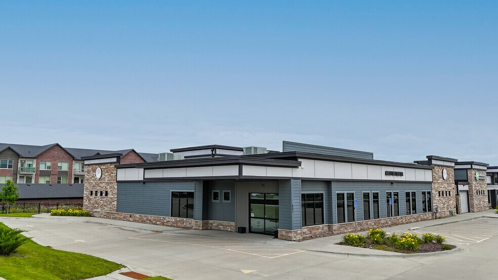 Primary Photo Of 801 NE Venture Dr, Waukee Daycare Center For Lease