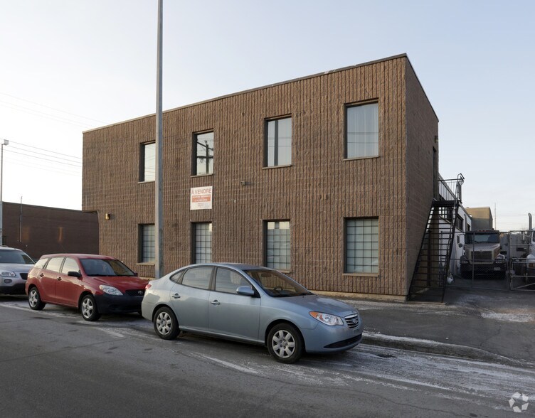 Primary Photo Of 11600 Av 6e, Montréal Warehouse For Sale