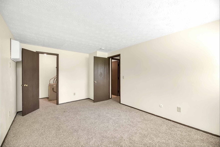 More Photos Of 2612 Pioneer Trl, Sandusky Apartments For Sale