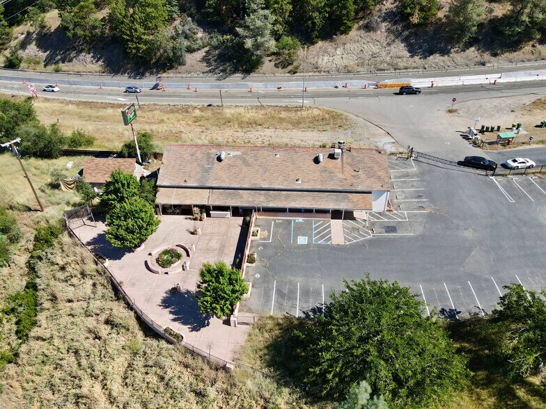 More Photos Of 2740 Highway 50, Placerville General Retail For Sale