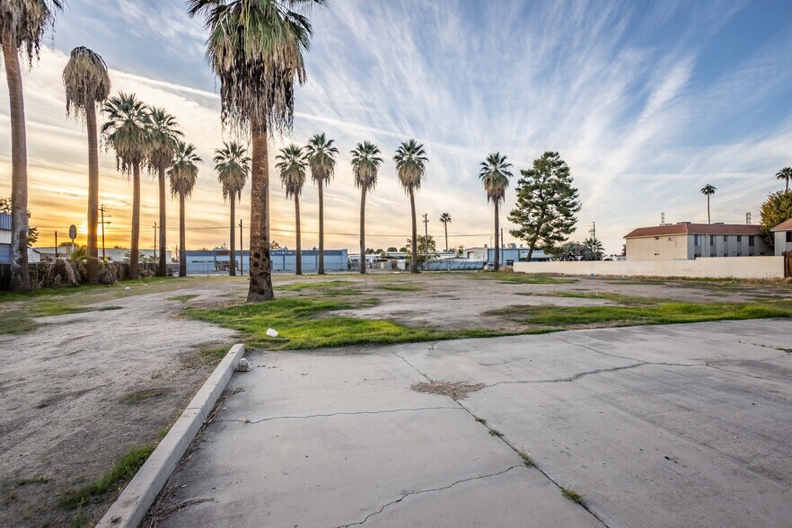 More Photos Of 4023 O St, Bakersfield Apartments For Sale