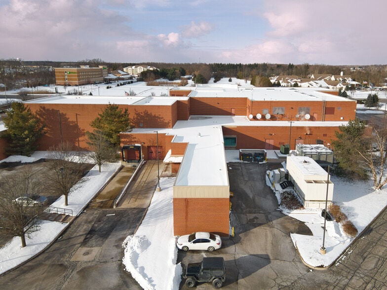 More Photos Of 1301 E Douglas Rd, Mishawaka Office For Sale