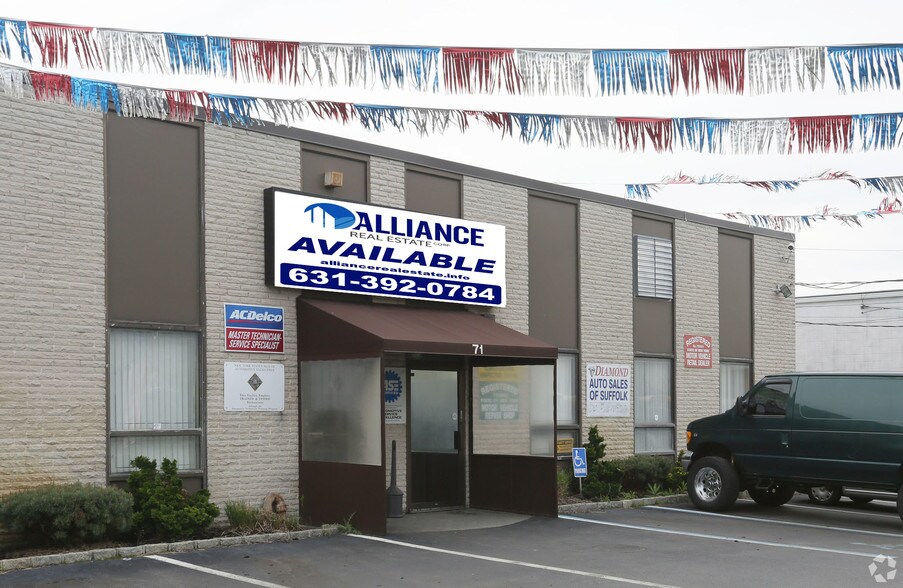 Primary Photo Of 71-73 Cleveland Ave, Bay Shore Warehouse For Sale