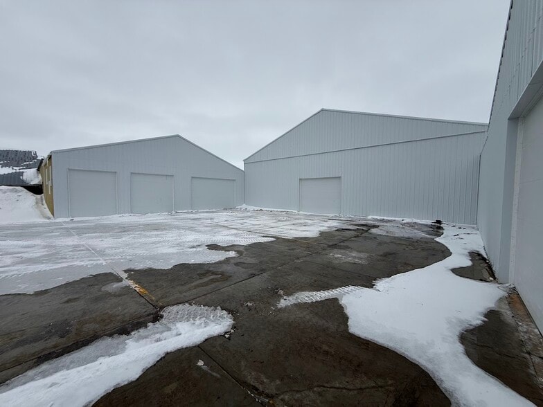 More Photos Of 1793 550th St, Wood Lake Manufacturing For Lease