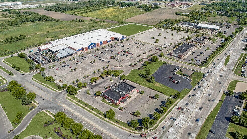 More Photos Of 6318 Green Bay, Kenosha Freestanding For Lease