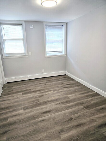 More Photos Of 275 Grand, Leonia Apartments For Sale