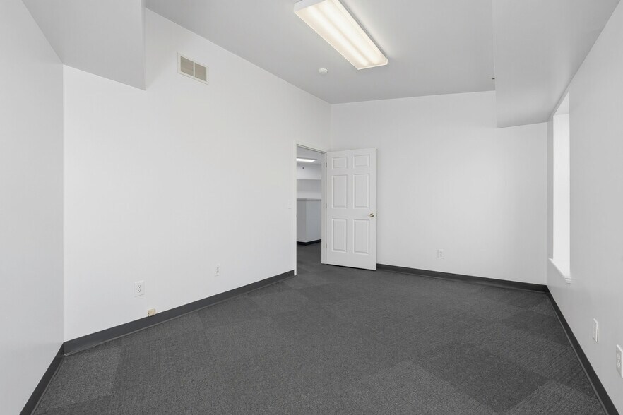 More Photos Of 1 Railroad Ave, Goshen Storefront Retail Office For Lease