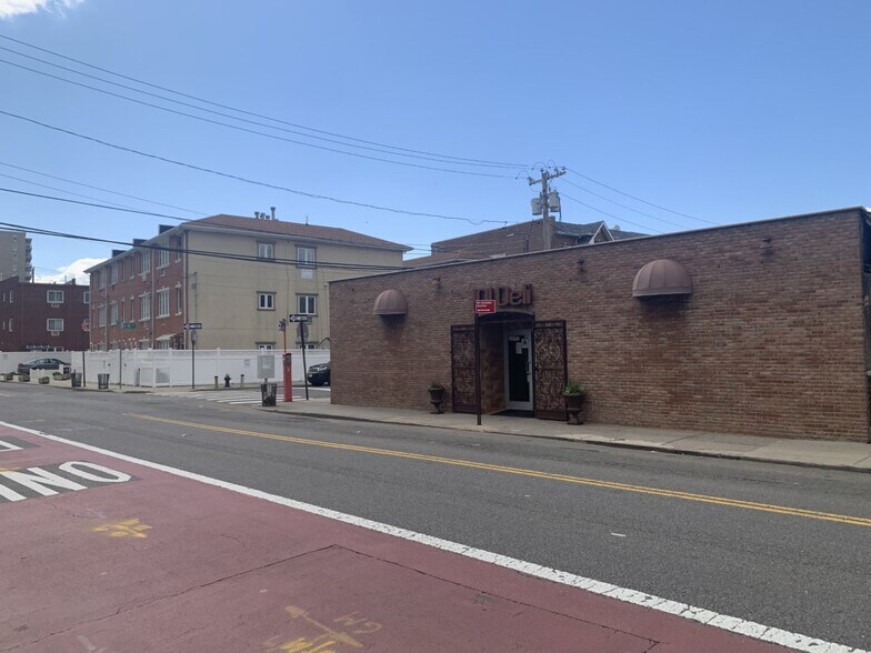 More Photos Of 10016 Rockaway Beach Blvd, Rockaway Park Convenience Store For Sale