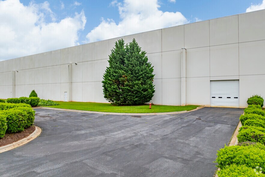 More Photos Of 621 Lincoln County Parkway Ext, Lincolnton Warehouse For Lease