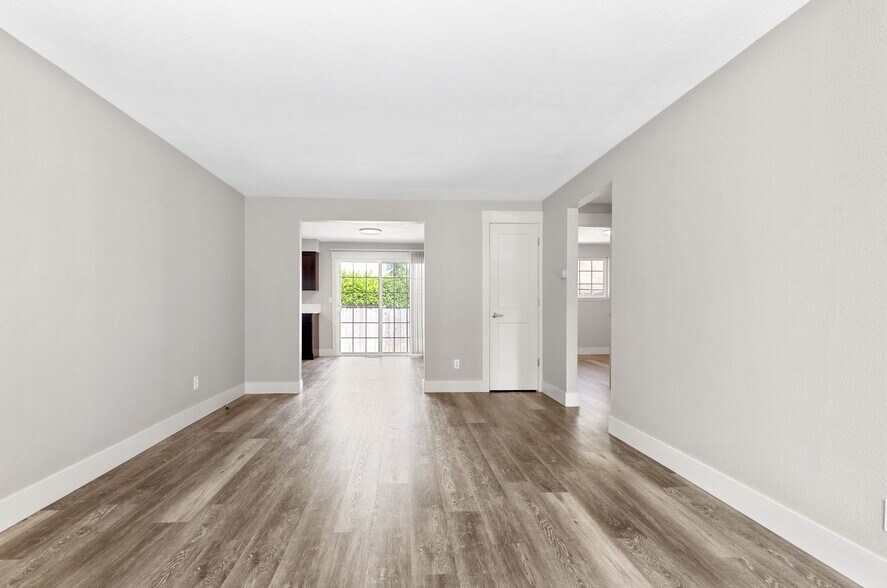 More Photos Of 201-307 Trees Ct, Silverton Apartments For Sale