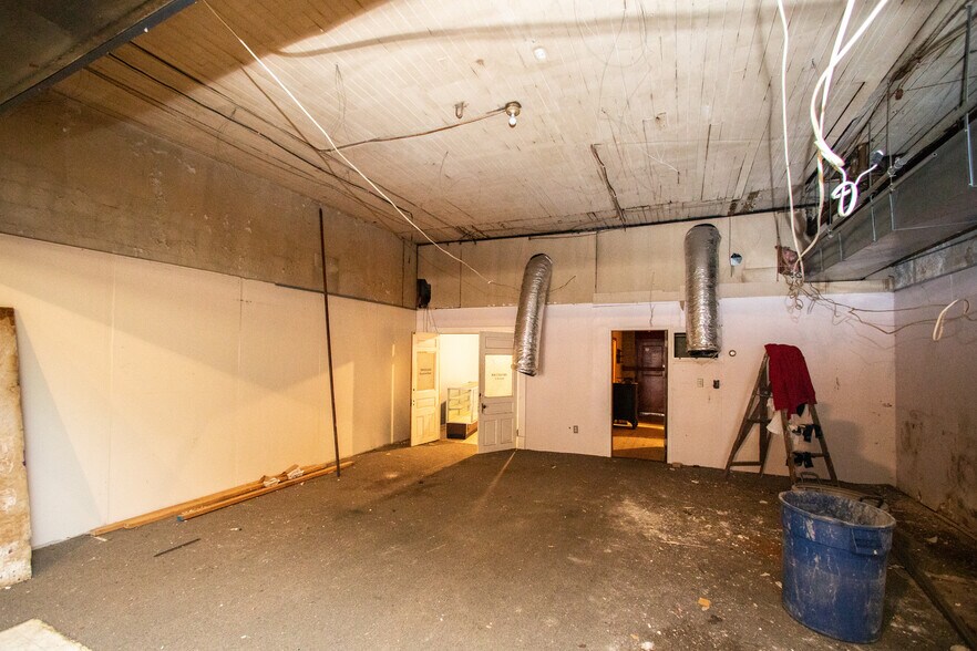 More Photos Of 514 S Elm St, Greensboro Storefront Retail Residential For Sale