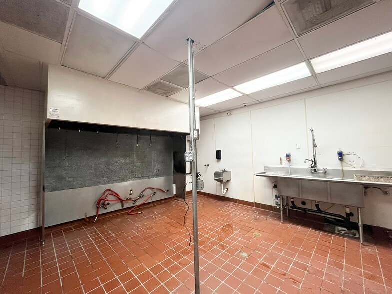 More Photos Of 2201 Northgate Blvd, Sacramento Unknown For Lease