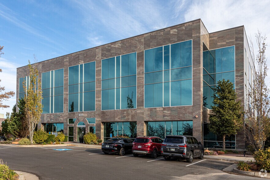More Photos Of 1725 E 1450 S, Clearfield Coworking Space