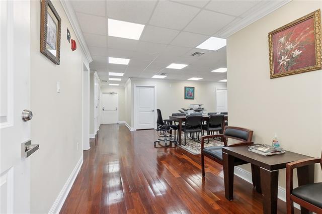 More Photos Of 301-303 S Broad St, New Orleans Office Residential For Sale