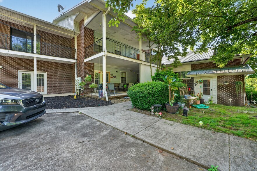 More Photos Of 4725 Mint Rd, Maryville Apartments For Sale