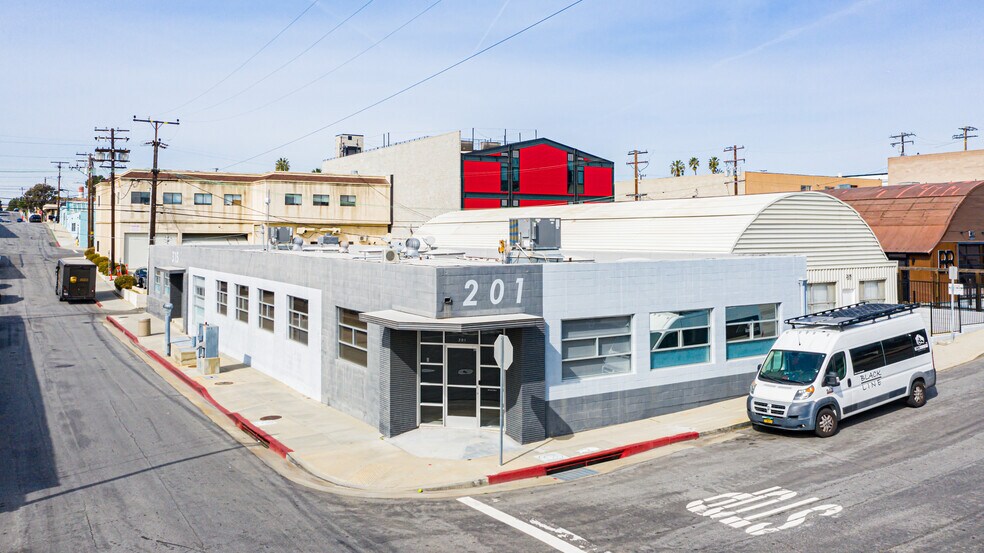 More Photos Of 201 Arena St, El Segundo Office For Lease