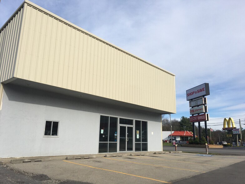 More Photos Of Rte 250 S - Main St @ Highway 250 S. & Water St., Mannington Unknown For Lease
