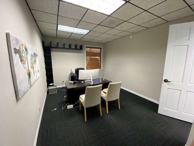 More Photos Of 313 Pilot Rd, Las Vegas Light Distribution For Sale