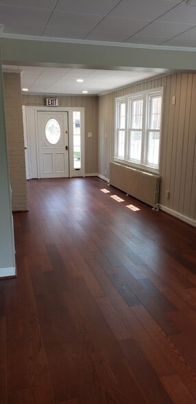 More Photos Of 4715 Chestnut St, Bethesda Office Residential For Sale