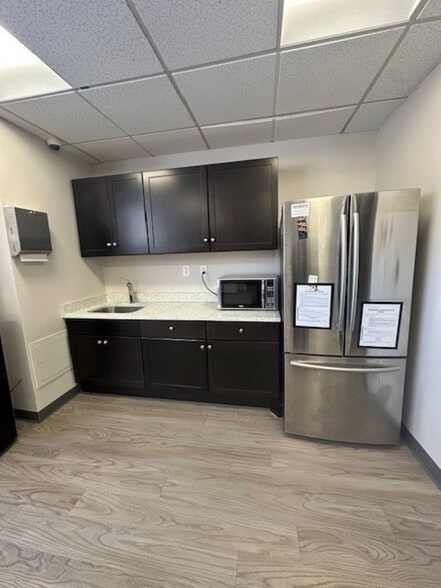 More Photos Of 3918 Prosperity Ave, Fairfax Office For Lease